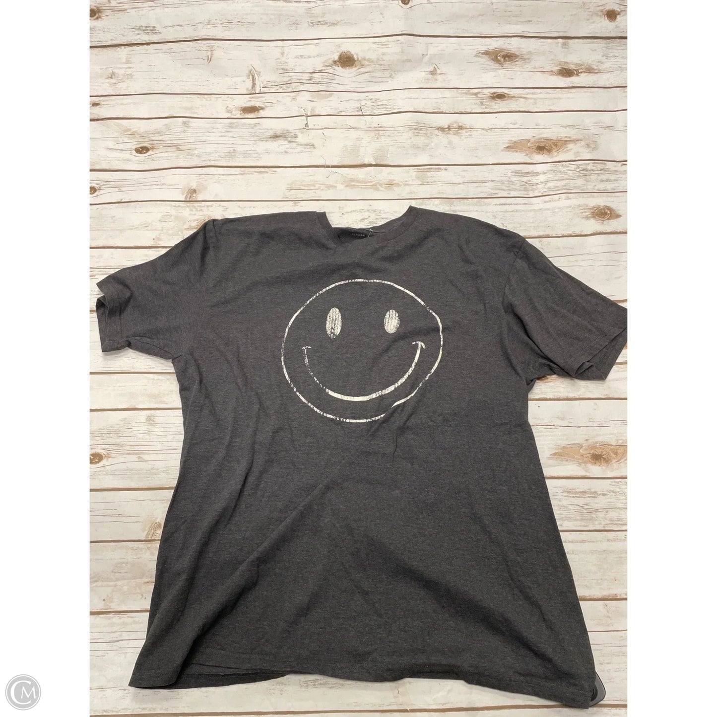 Top Short Sleeve By Maurices In Grey, Size: Xl