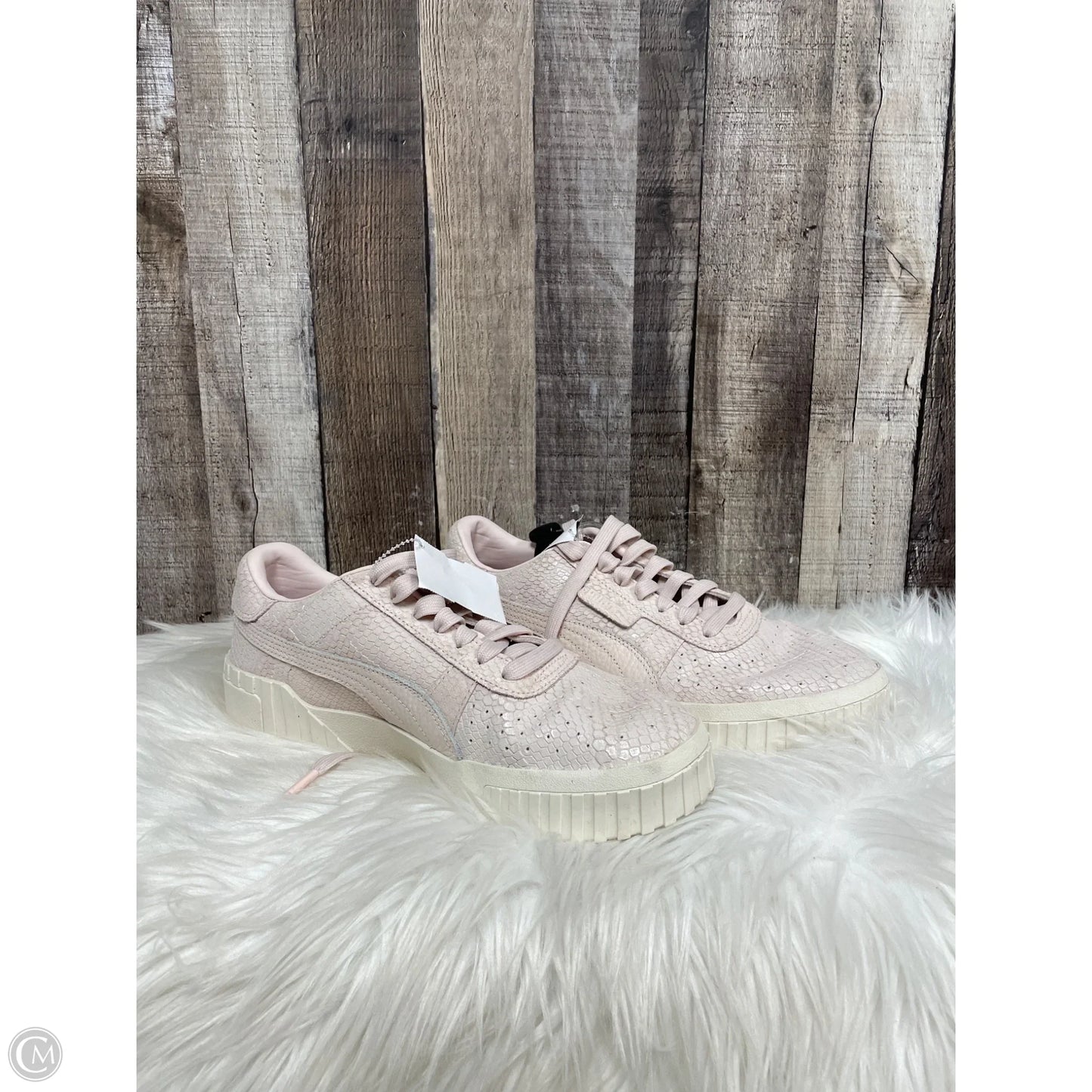 Shoes Sneakers By Puma In Pink, Size: 7.5