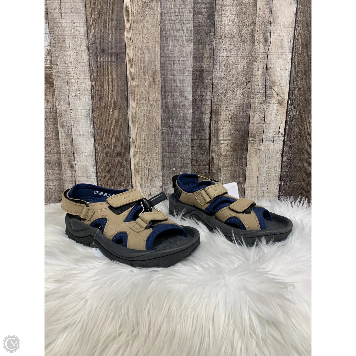 Sandals Sport By Nike In Tan, Size: 8