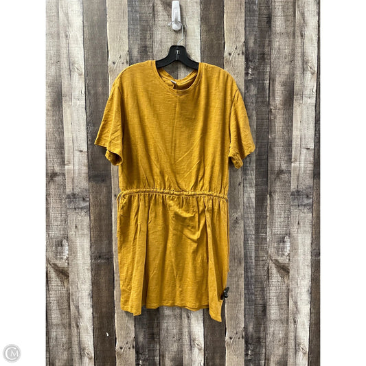 Dress Casual Short By Old Navy In Gold, Size: L