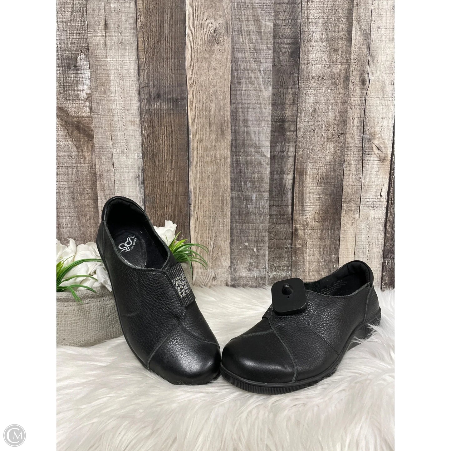 Shoes Heels Wedge By Clothes Mentor In Black, Size: 9