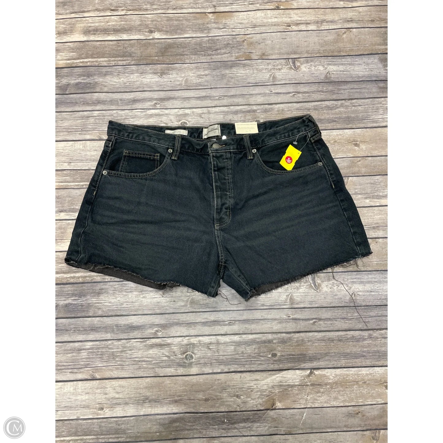 Shorts By Universal Thread In Black Denim, Size: 16