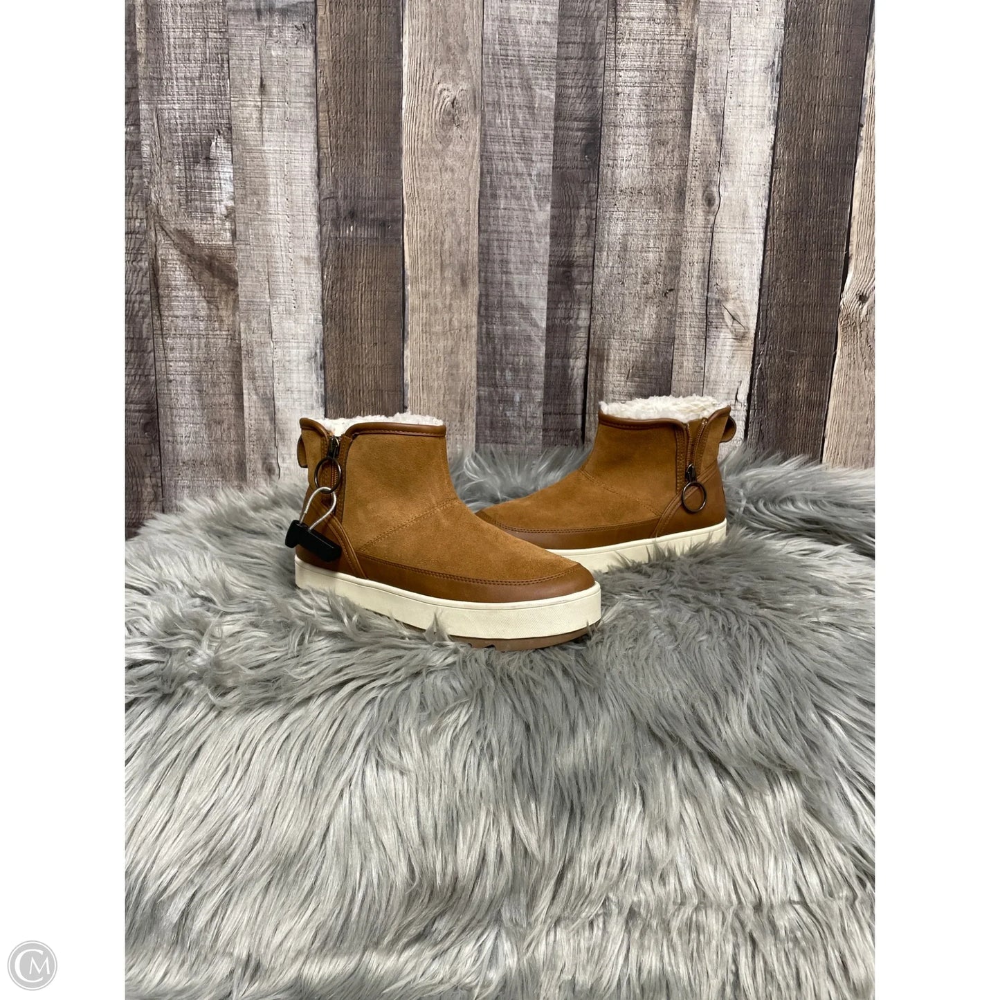 Boots Designer By Ugg In Tan, Size: 8