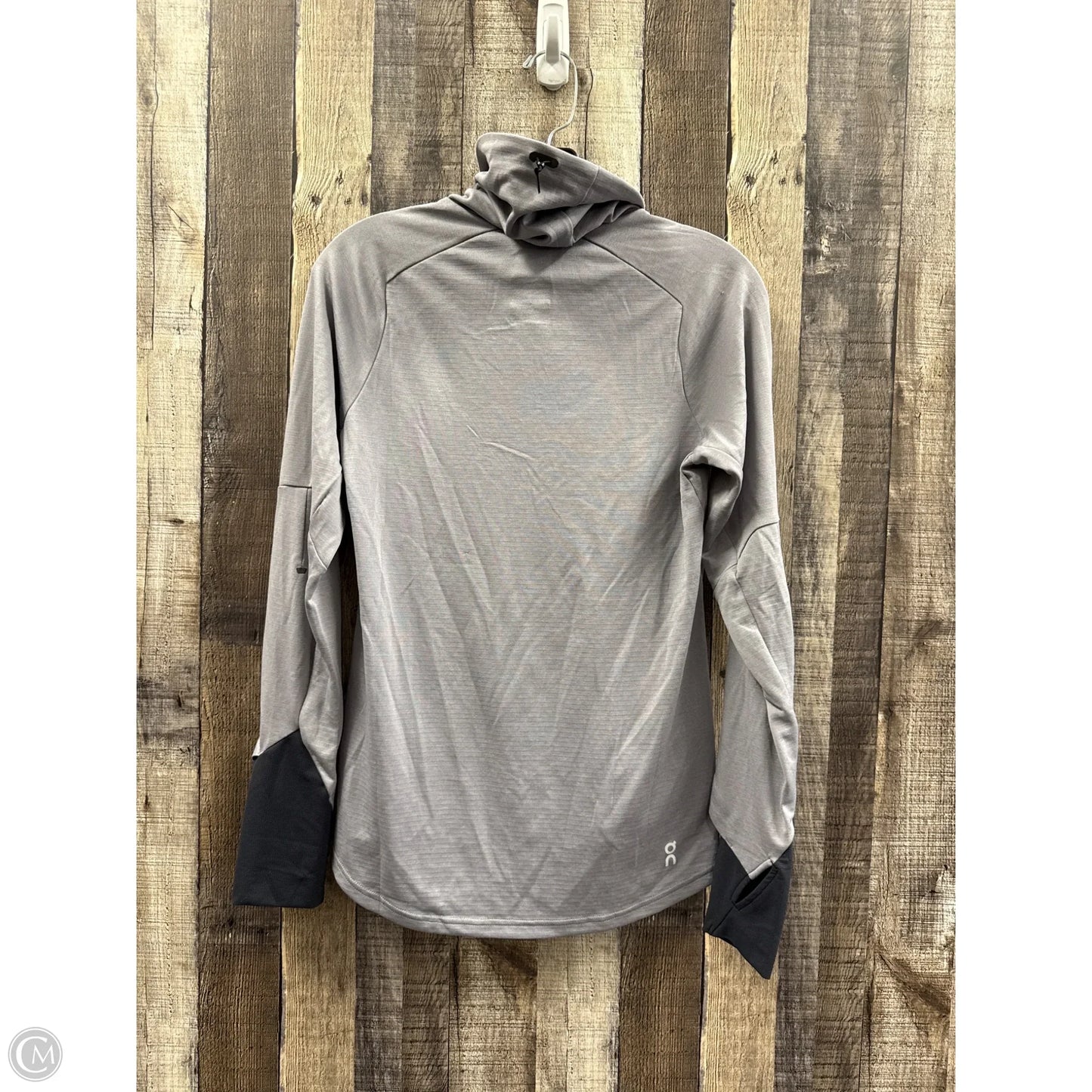 Athletic Top Long Sleeve Collar By On Cloud In Grey, Size: Xs