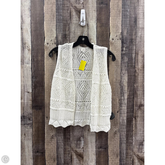 Top Short Sleeve By A New Day In White, Size: L