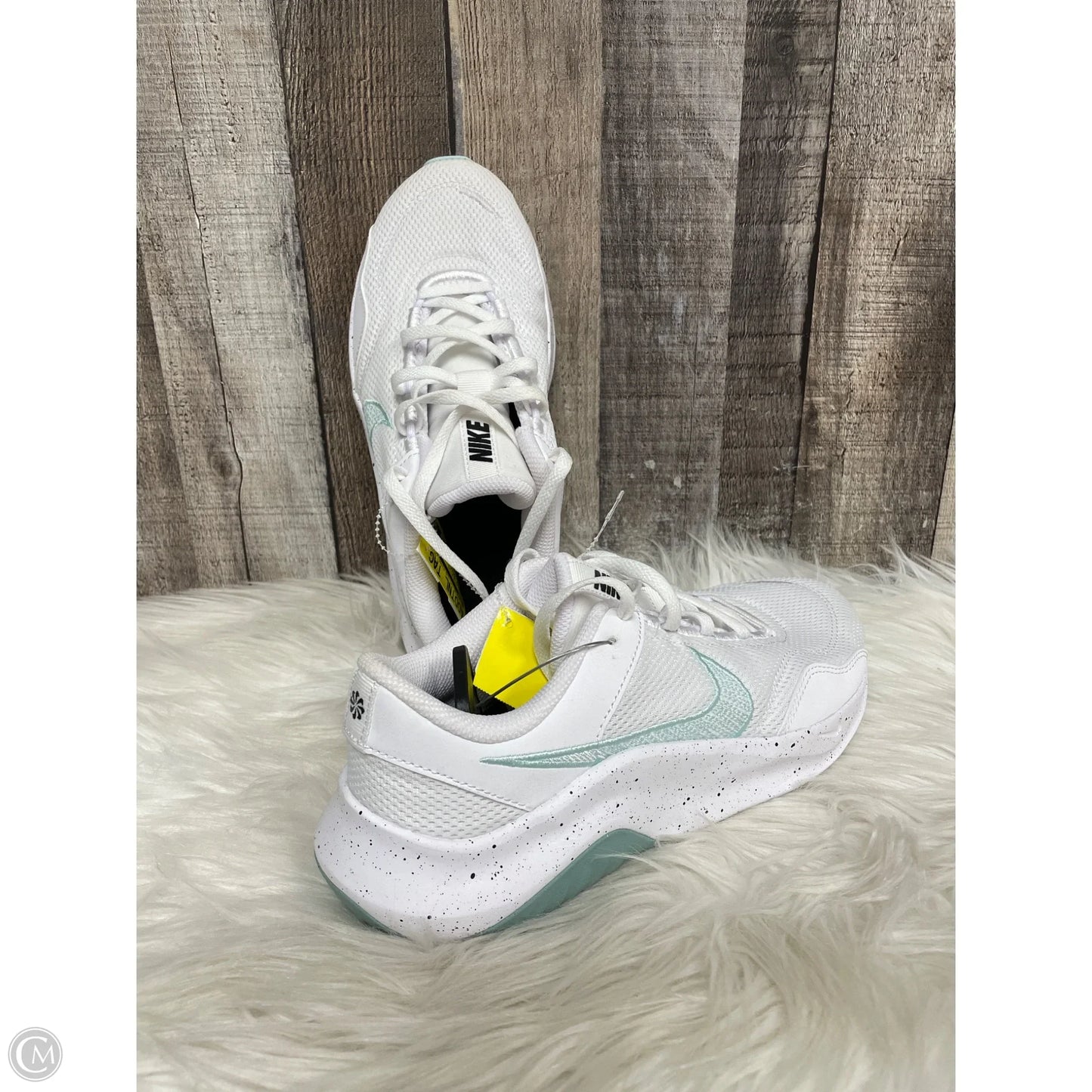 Shoes Athletic By Nike In White, Size: 9