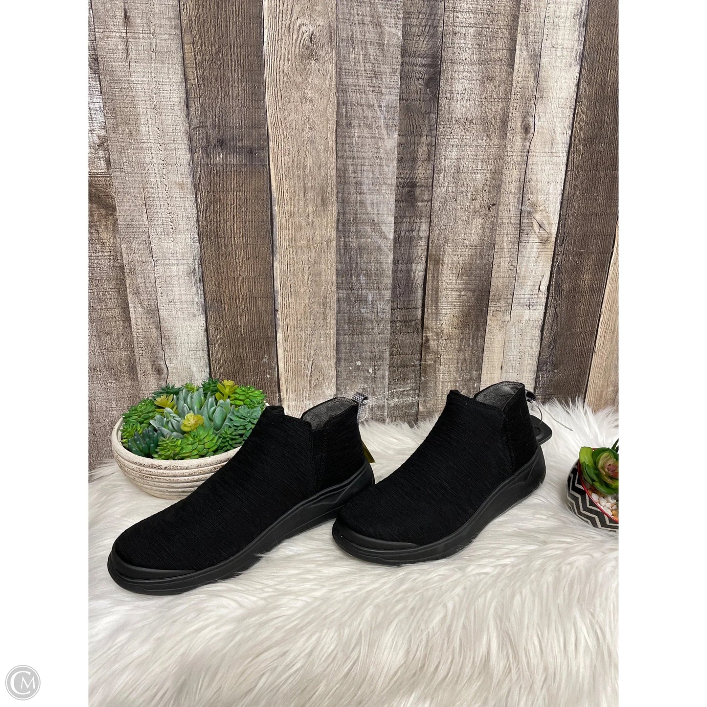 Boots Ankle Flats By Bzees In Black, Size: 7