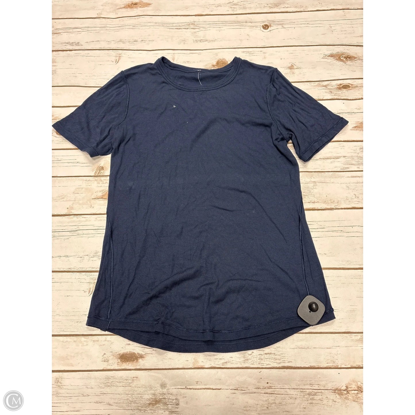 Top Short Sleeve By Cmf In Navy, Size: L