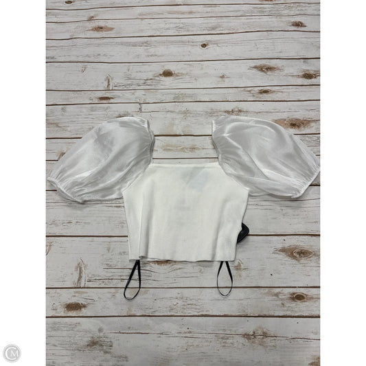 Top Short Sleeve By Forever 21 In White, Size: S