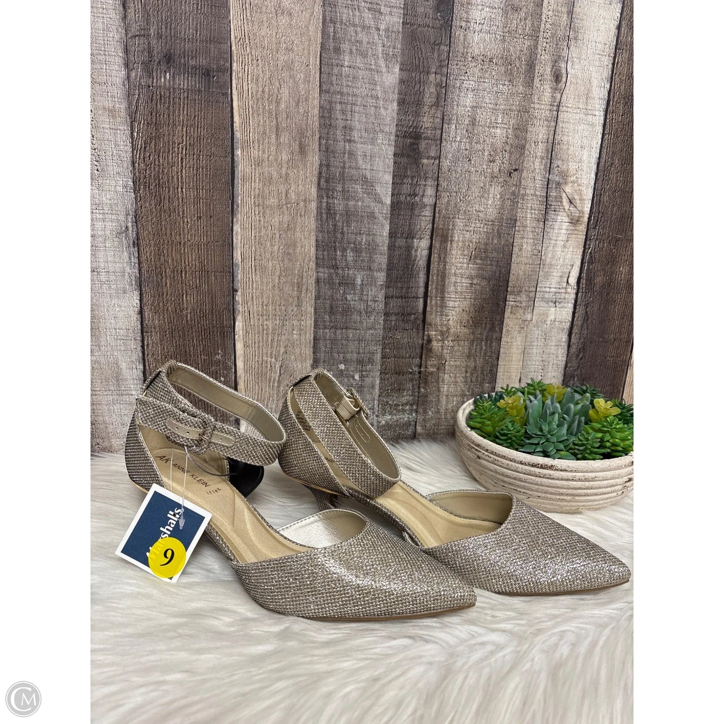 Shoes Heels Kitten By Anne Klein In Gold, Size: 9