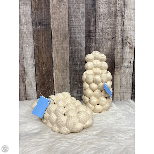 Shoes Flats By Cmf In Cream, Size: 8