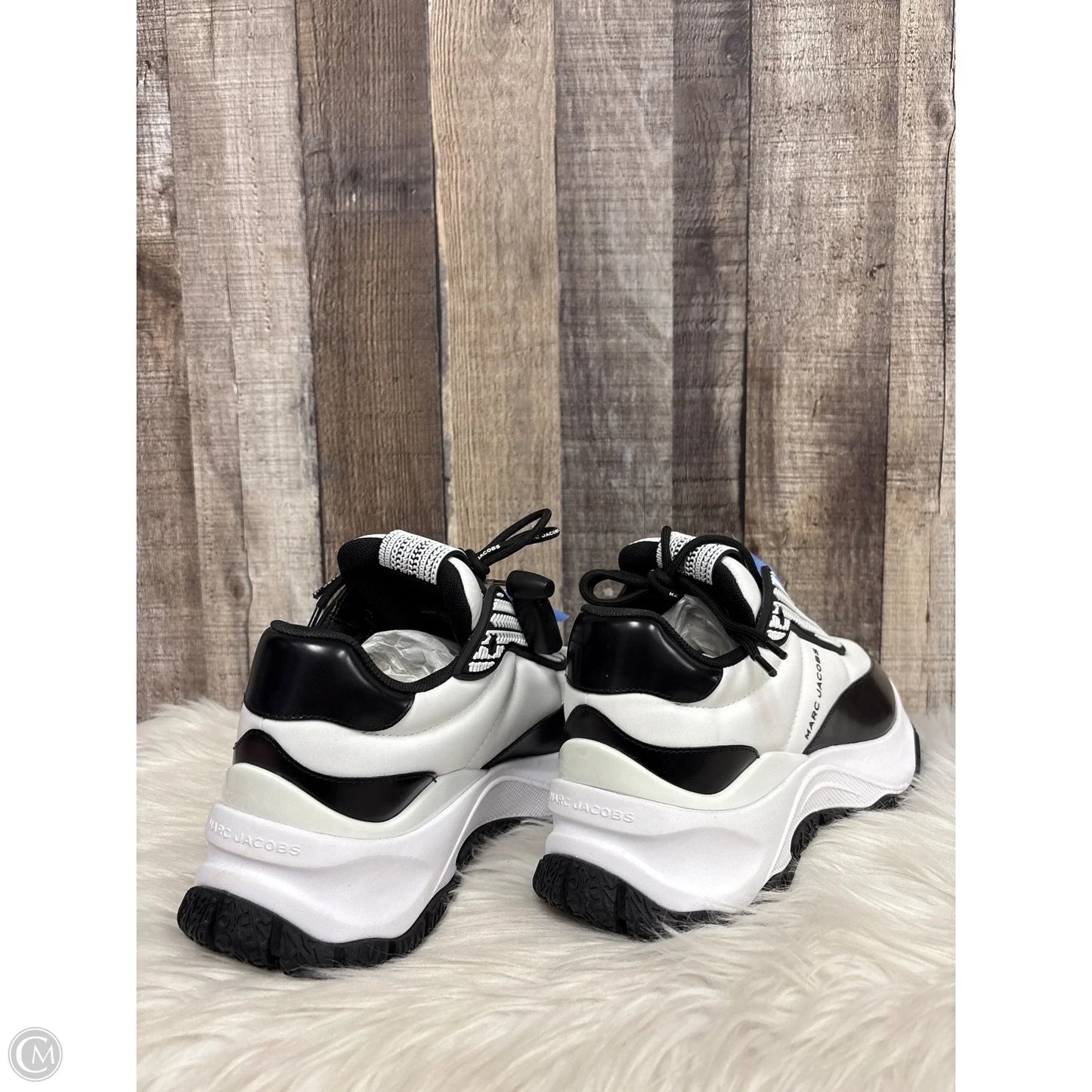 Shoes Luxury Designer By Marc Jacobs In White, Size: 8