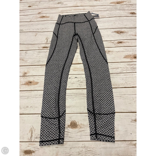 Athletic Leggings By Lululemon In Black & White, Size: 2