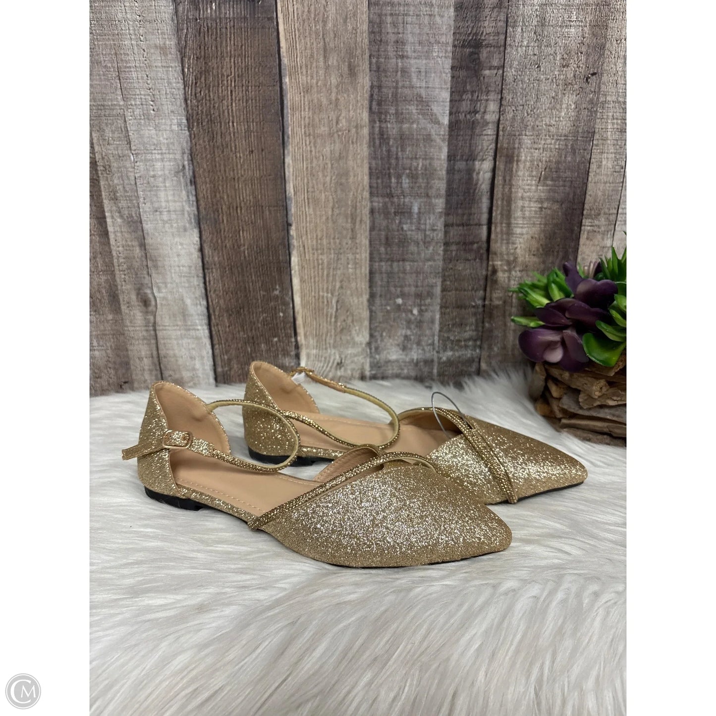 Shoes Flats By Cmf In Gold, Size: 8.5