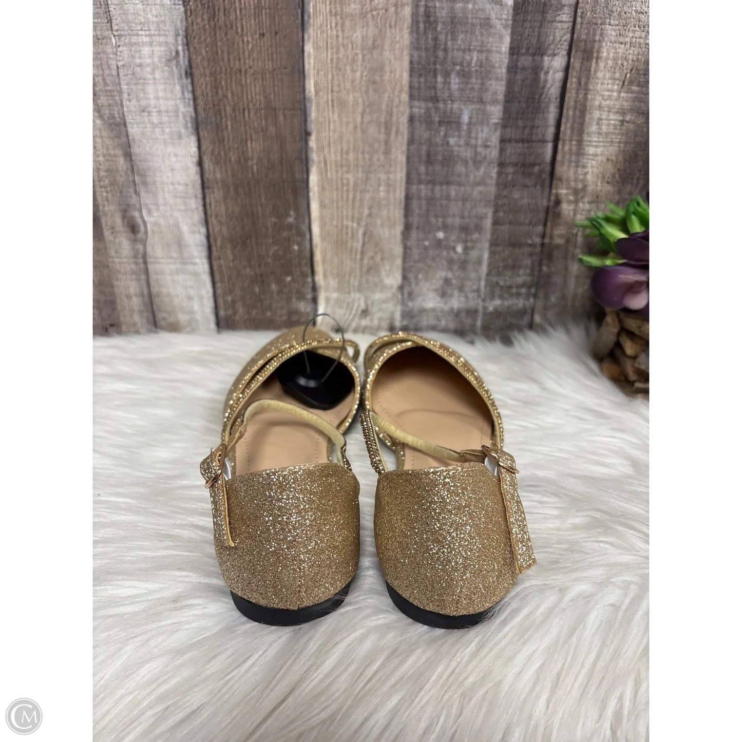 Shoes Flats By Cmf In Gold, Size: 8.5