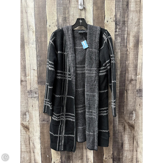 Sweater Cardigan By Fortune & Ivy In Black & White, Size: M