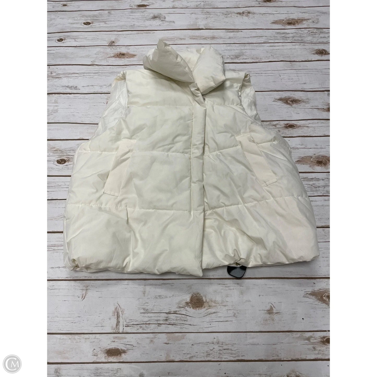 Vest Puffer & Quilted By Cmf In Ivory, Size: L