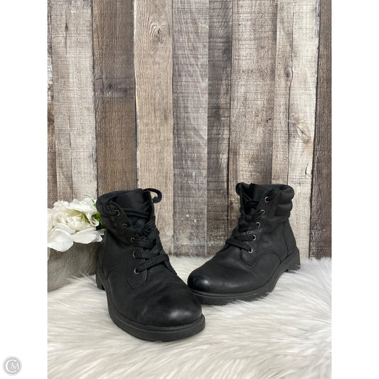 Boots Designer By Ugg In Black, Size: 8