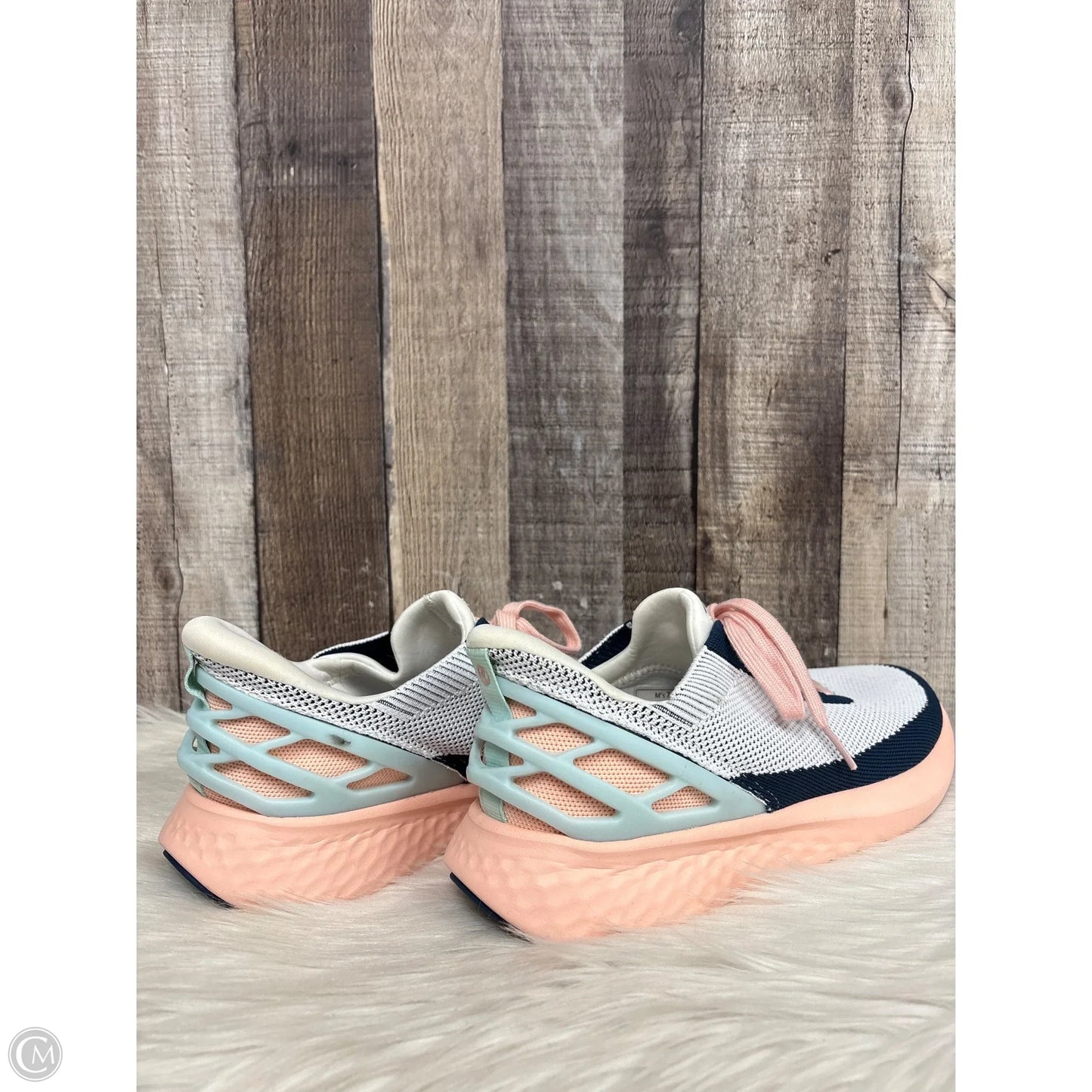 Shoes Athletic By Cme In White, Size: 9