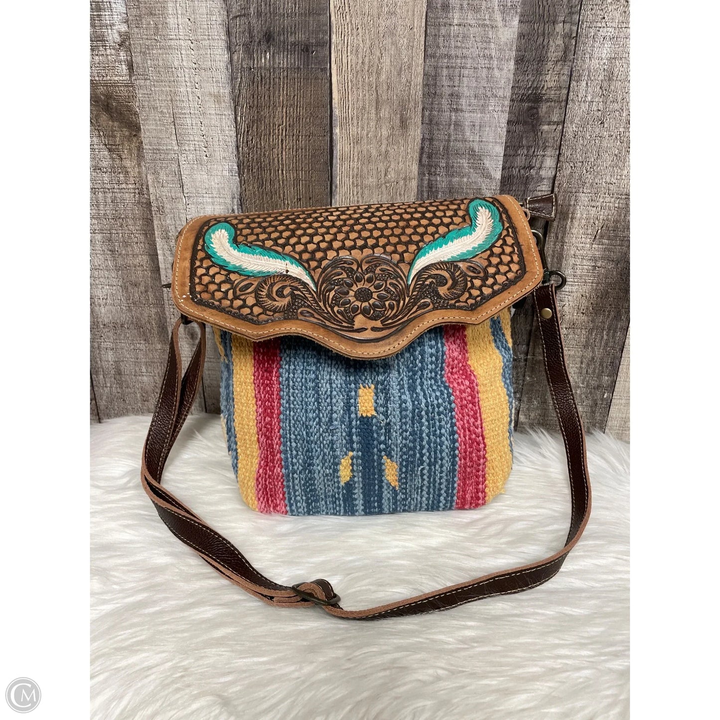 Crossbody Leather By Myra, Size: Large