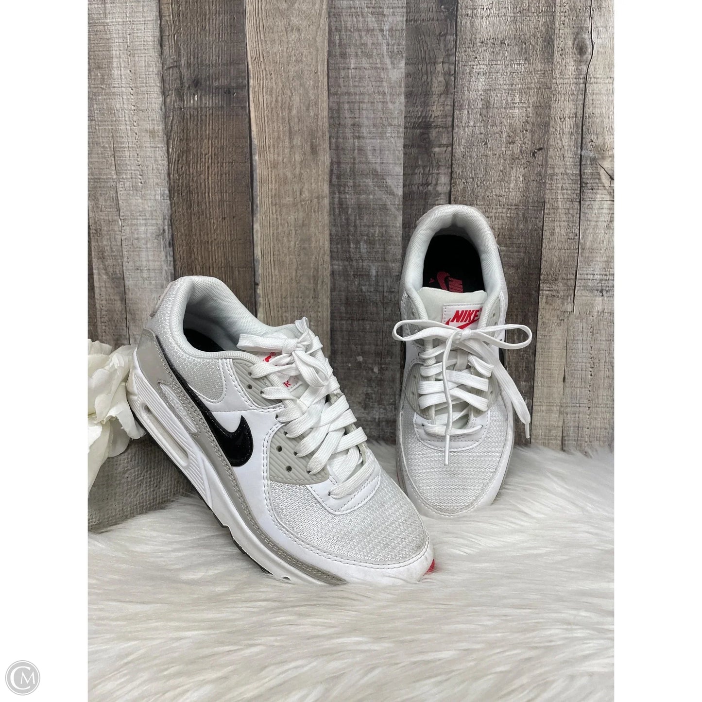 Shoes Athletic By Nike In White, Size: 7.5