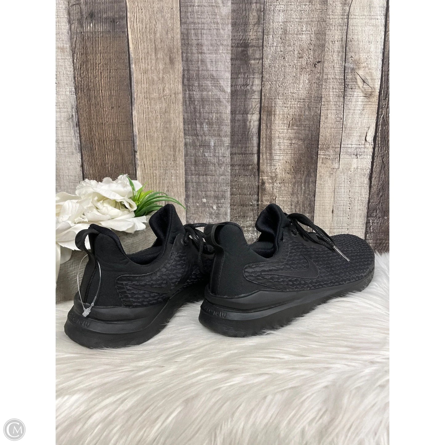 Shoes Athletic By Nike In Black, Size: 8