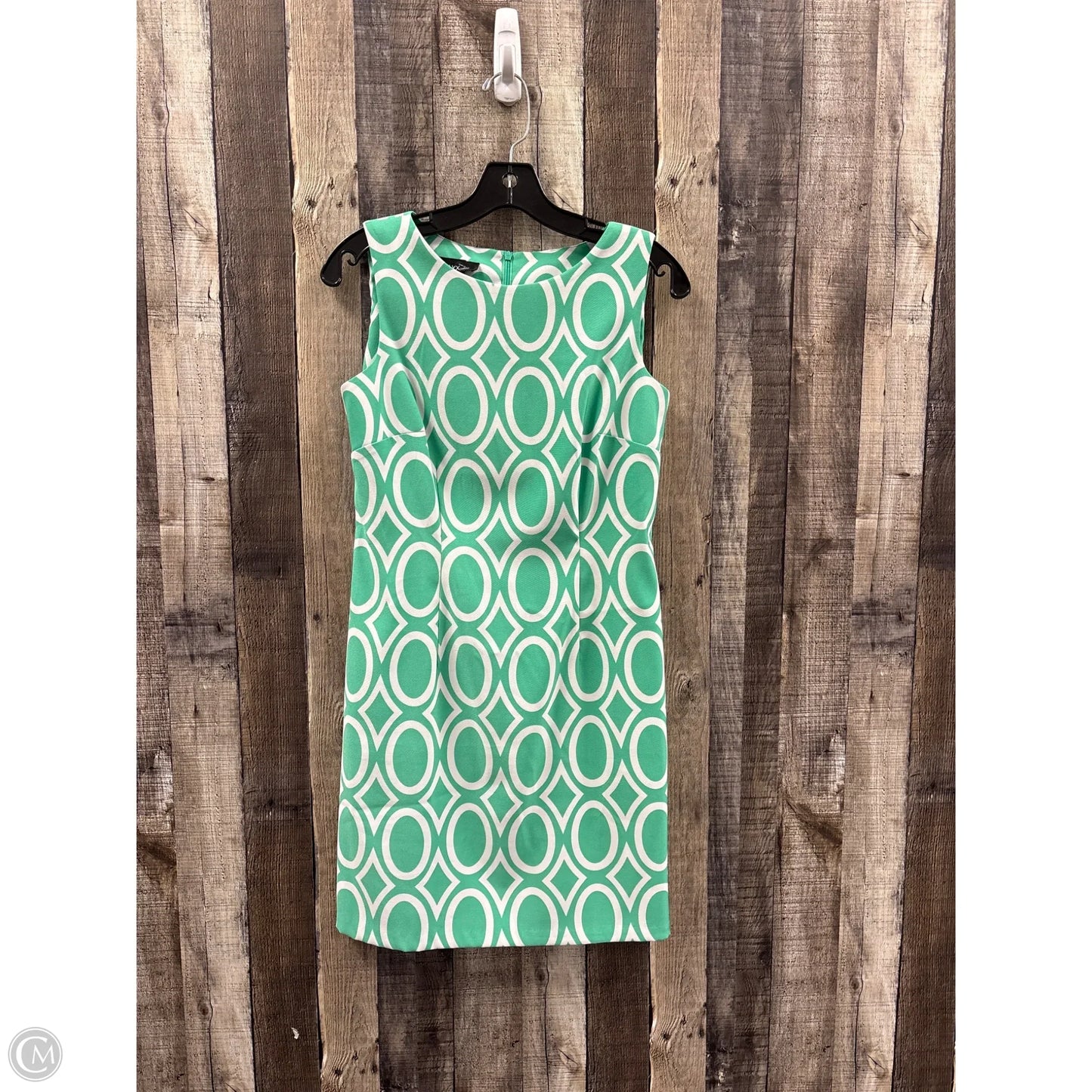 Dress Casual Short By Alyx In Green & White, Size: 8p