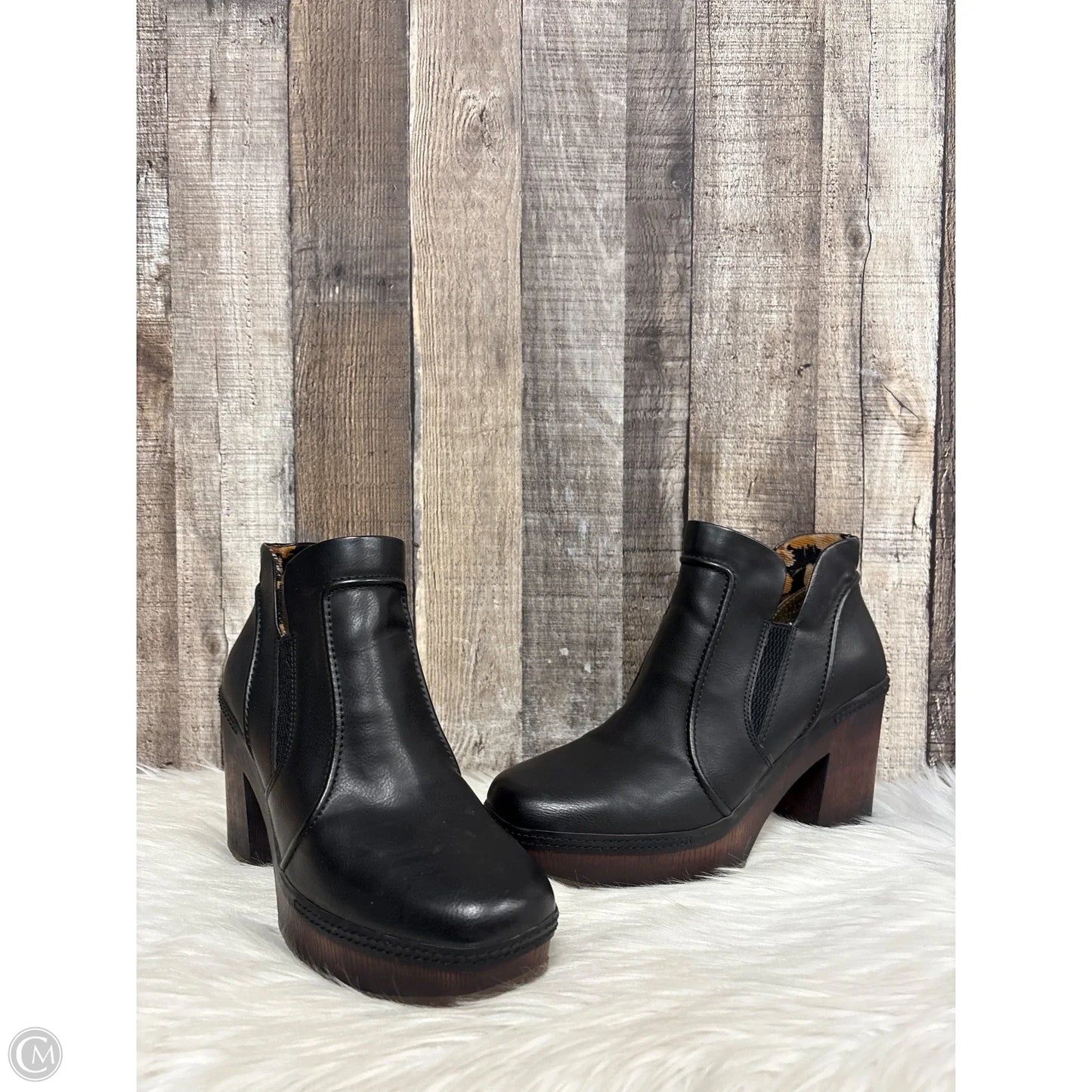 Boots Ankle Heels By Korks In Black, Size: 7.5