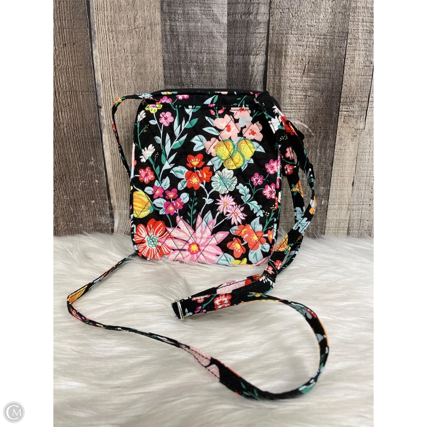 Handbag By Vera Bradley, Size: Small