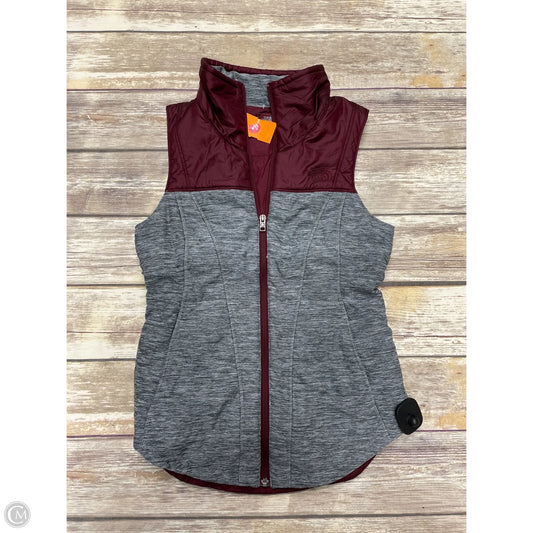 Vest Puffer & Quilted By The North Face In Grey & Red, Size: Xs
