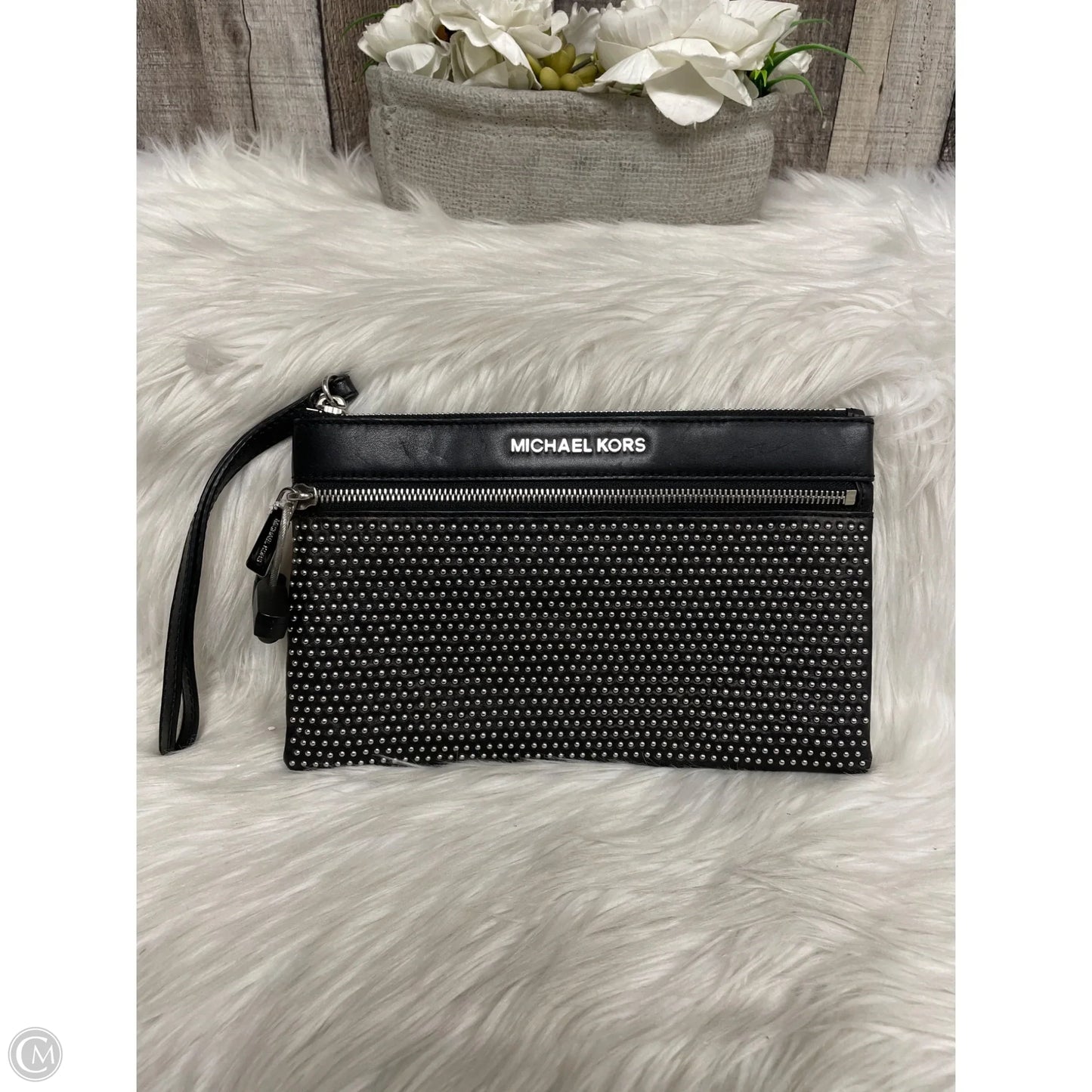 Clutch Designer By Michael Kors, Size: Large