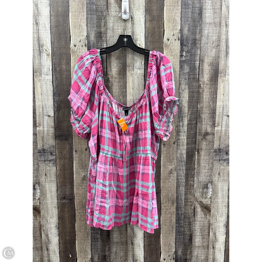 Top Short Sleeve By Torrid In Plaid Pattern, Size: 4x