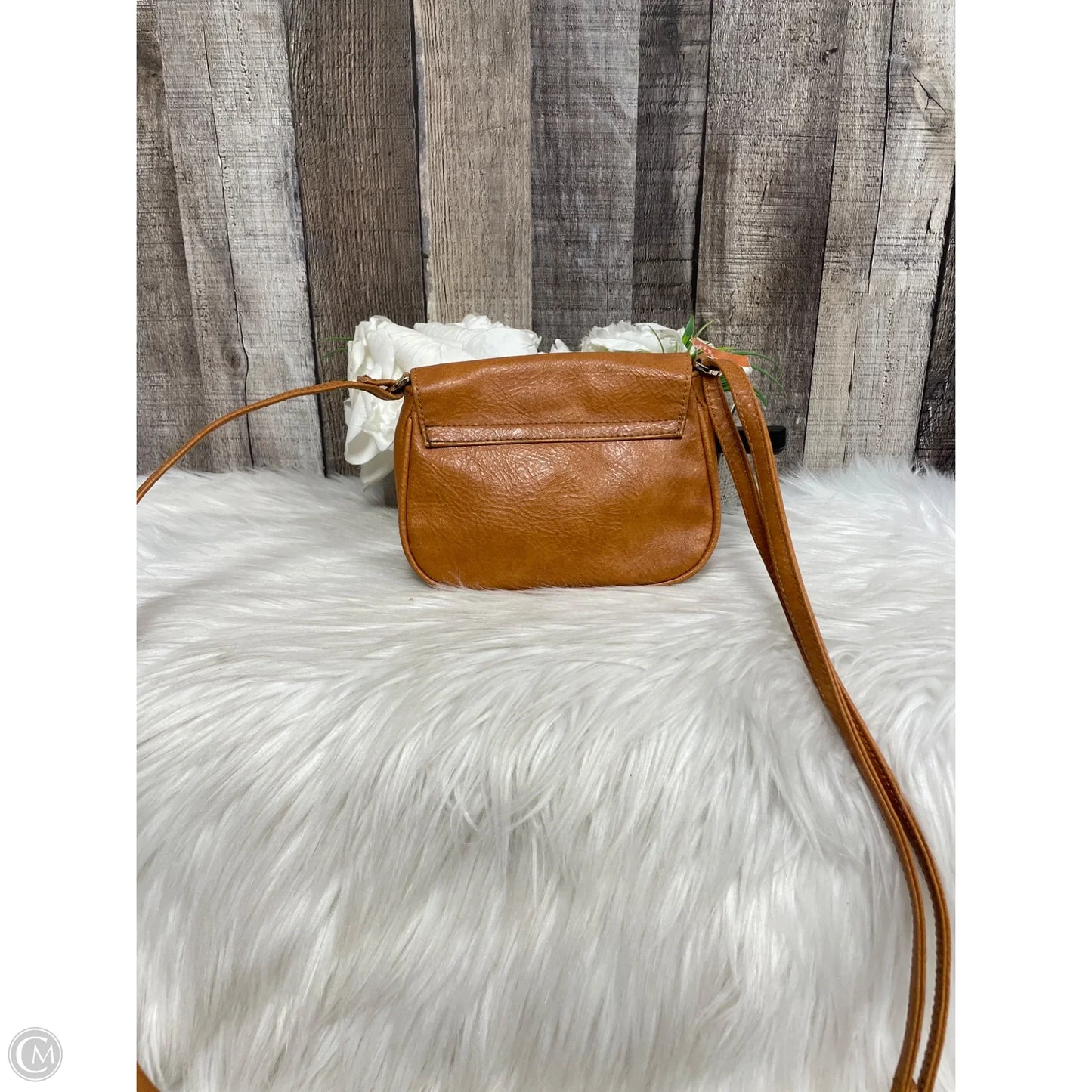 Crossbody By Kenneth Cole Reaction, Size: Small