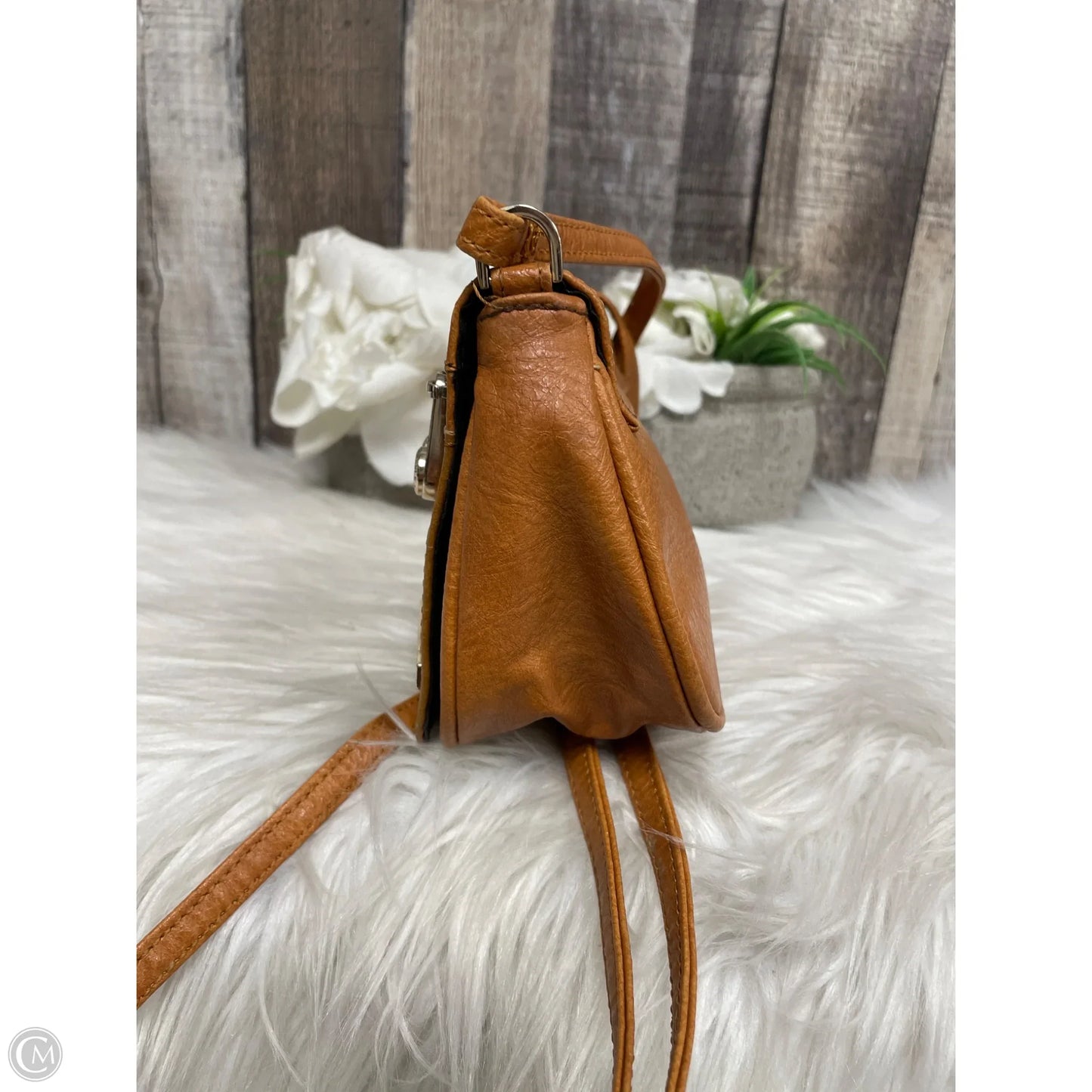 Crossbody By Kenneth Cole Reaction, Size: Small