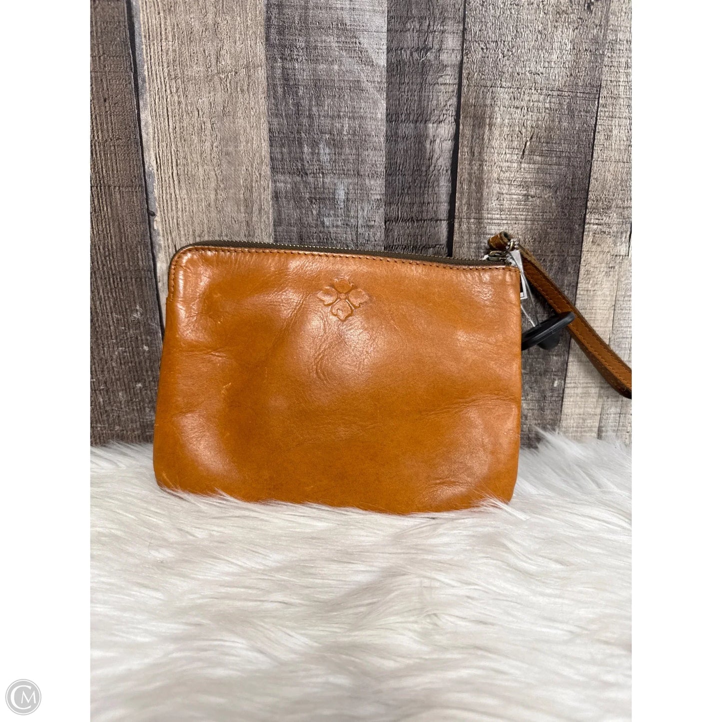 Wristlet Designer By Patricia Nash, Size: Medium