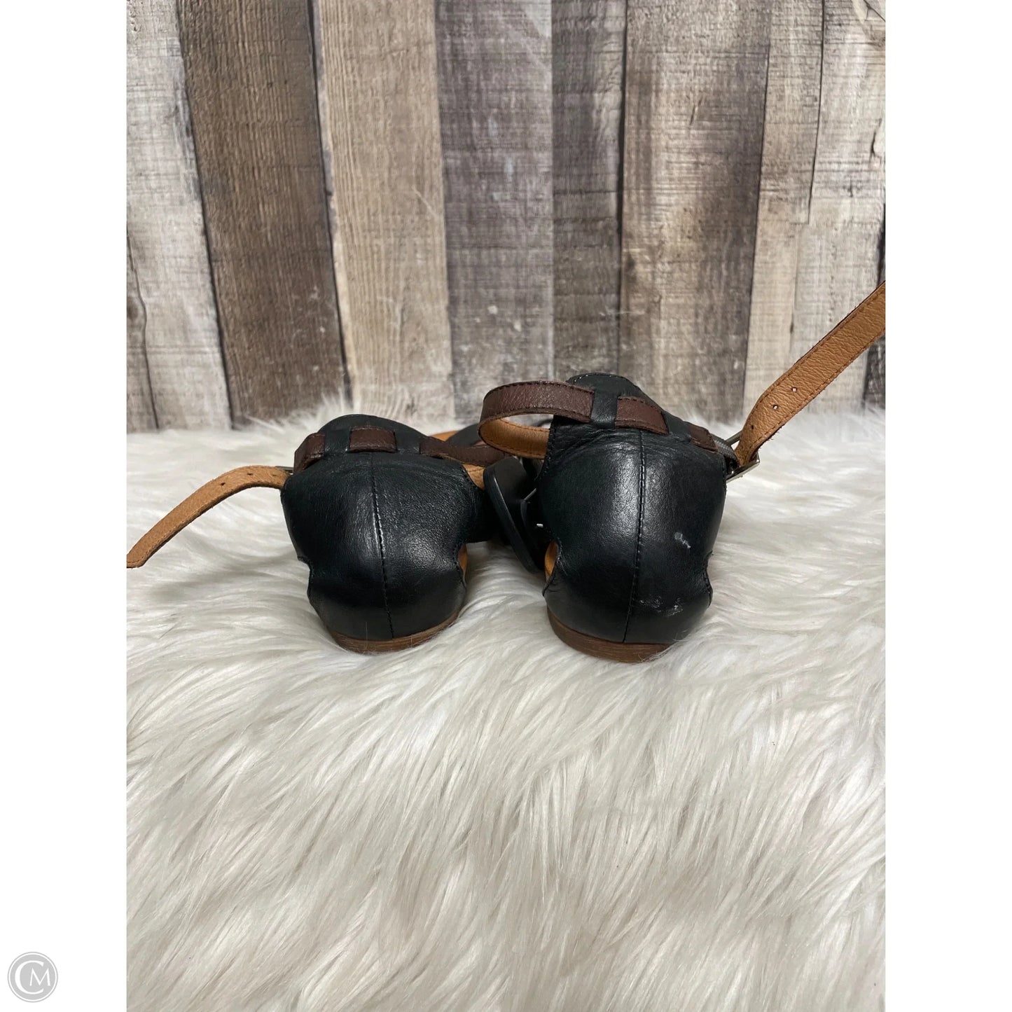 Sandals Flats By Miz Mooz In Black, Size: 8.5