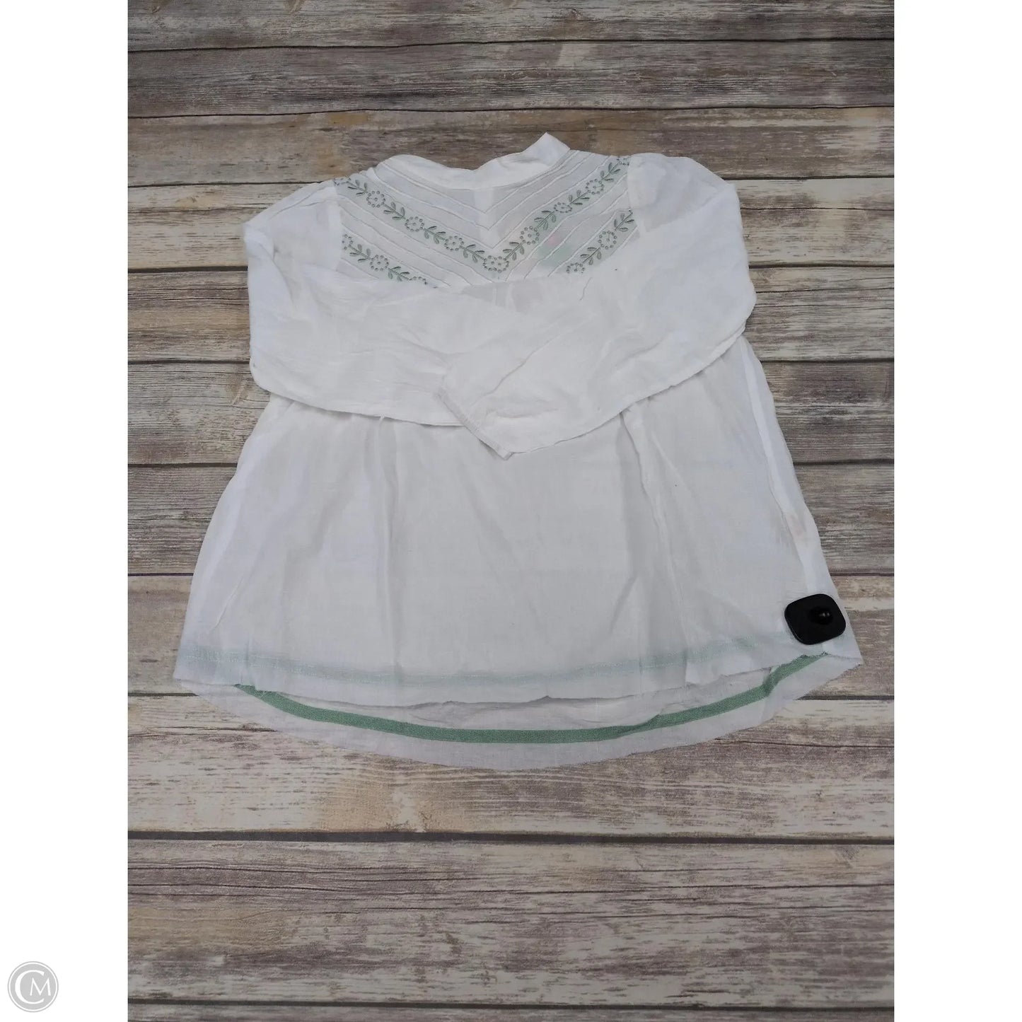 Top Long Sleeve By Hem & Thread In White, Size: L