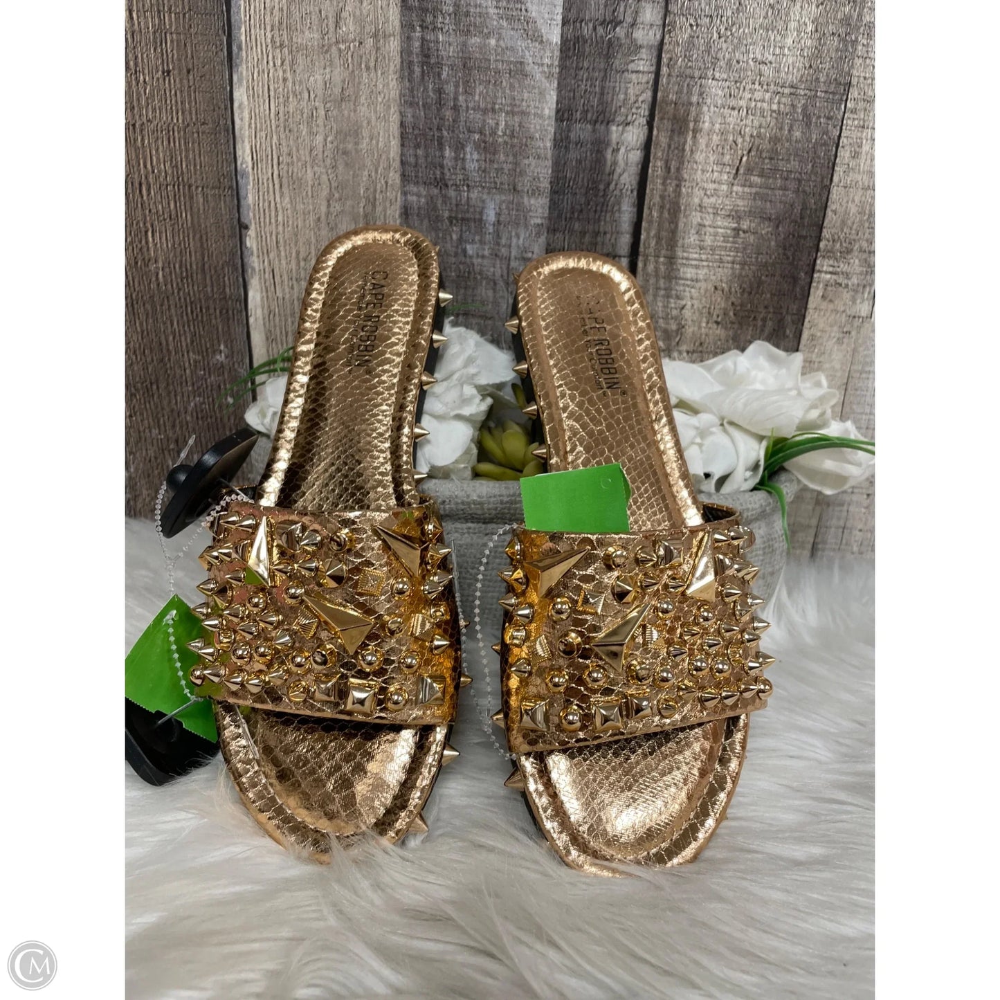 Sandals Flats By Cape Robbin In Gold, Size: 7