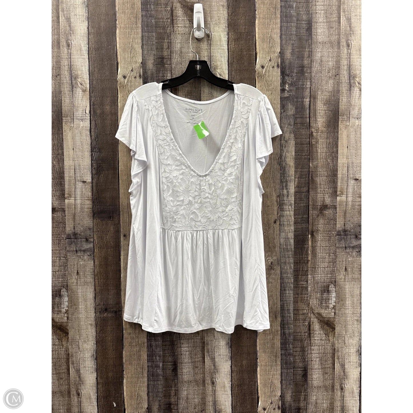 Top Short Sleeve By Torrid In White, Size: 2x