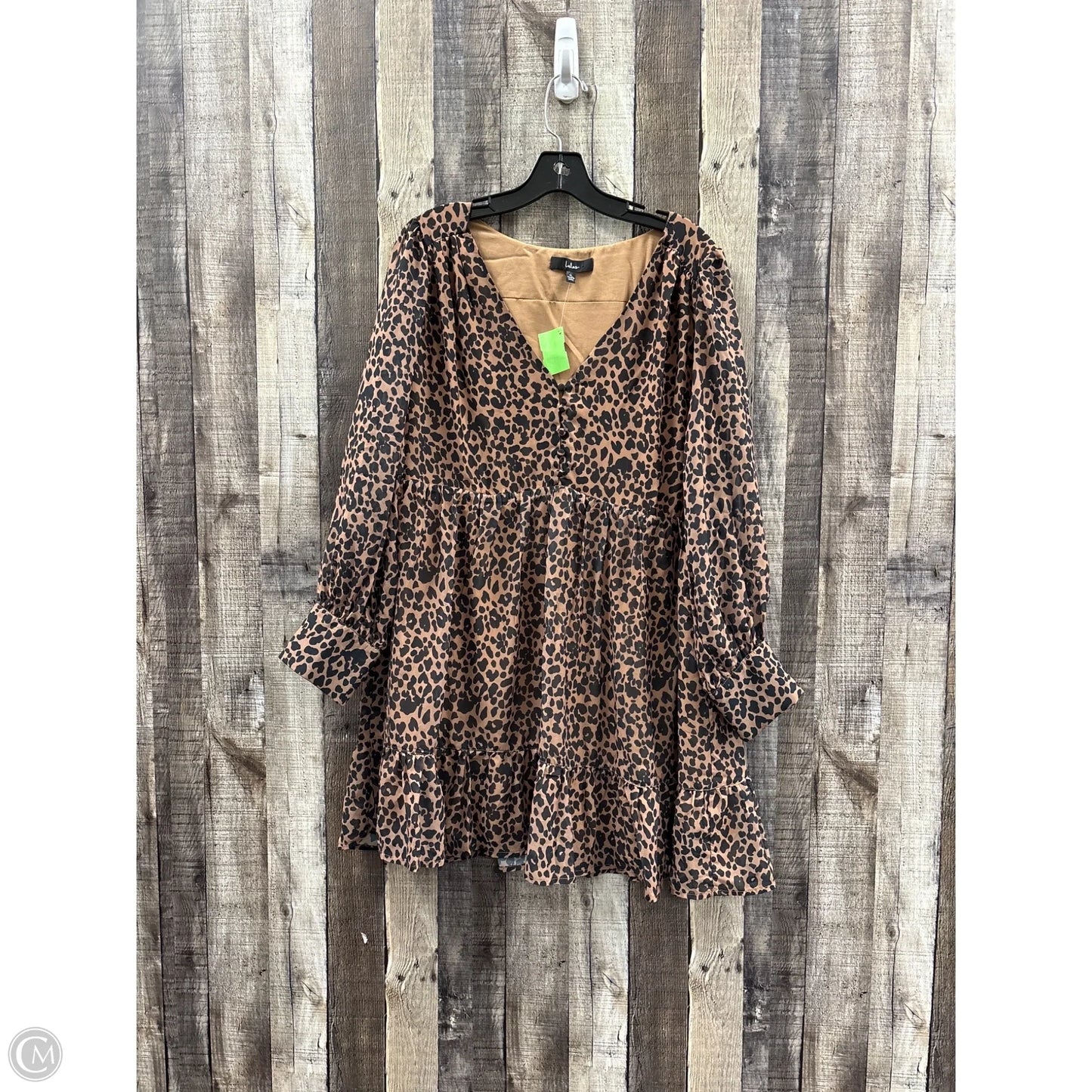 Dress Casual Short By Lulus In Animal Print, Size: L