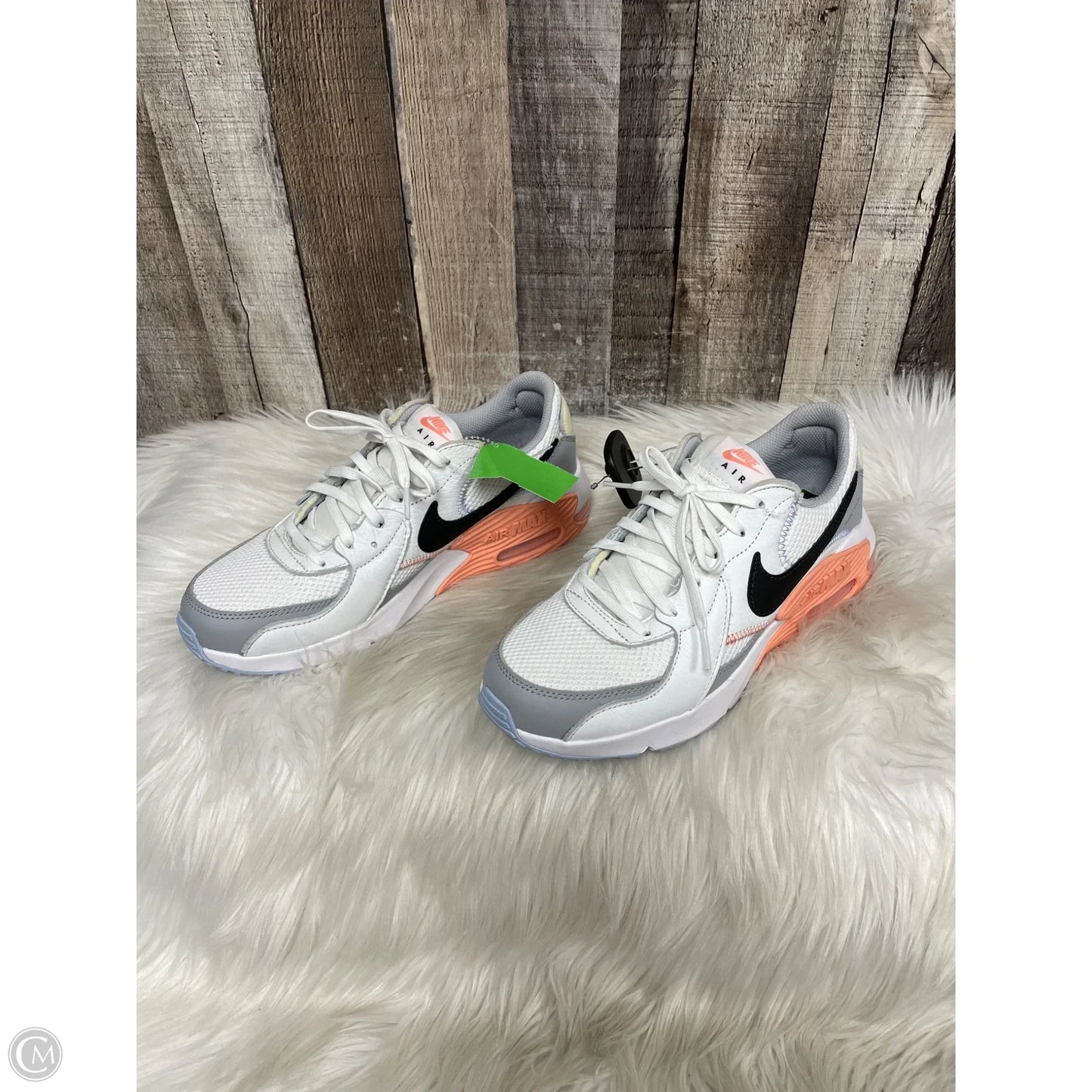 Shoes Athletic By Nike In White, Size: 8