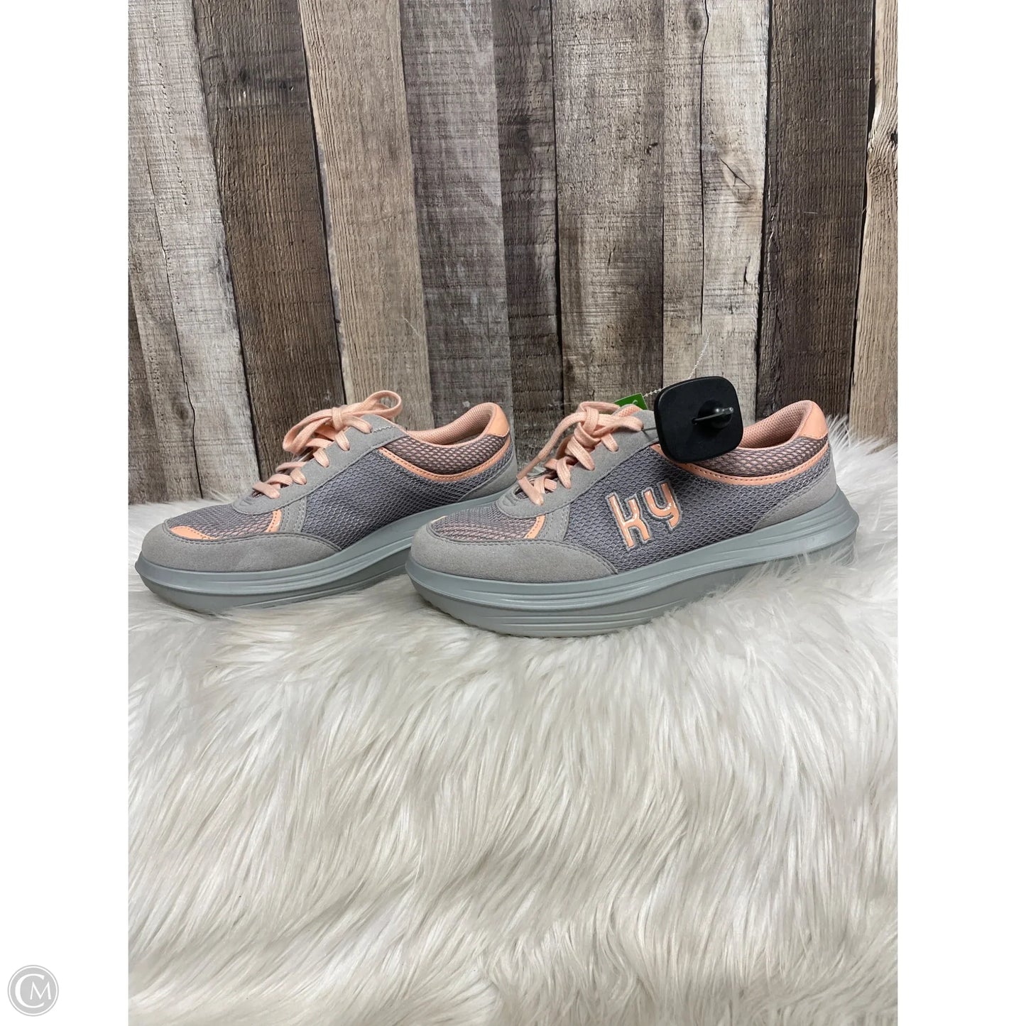 Shoes Athletic By Cmb In Grey, Size: 8