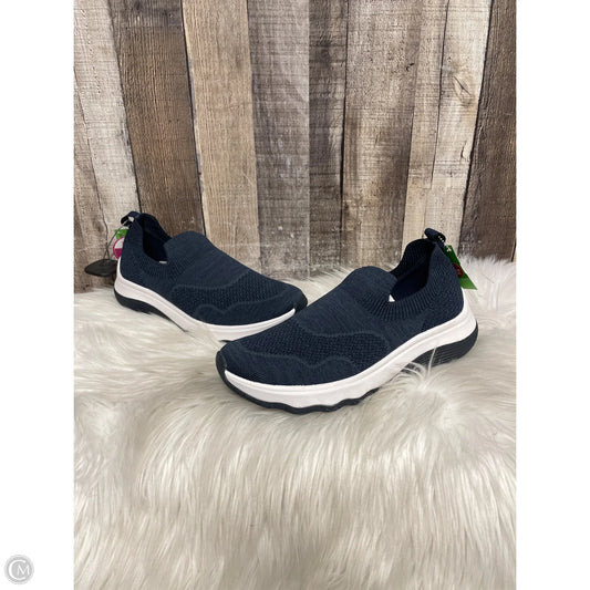 Shoes Sneakers By Clarks In Navy, Size: 9