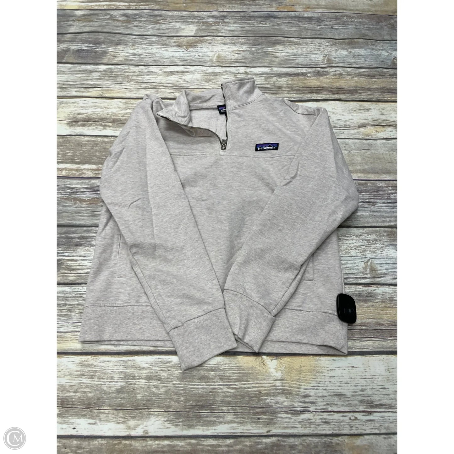 Athletic Top Long Sleeve Collar By Patagonia In Tan, Size: Xs