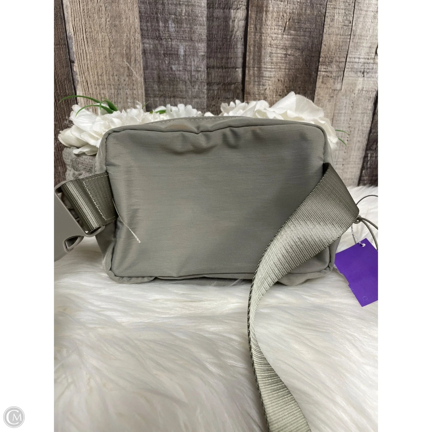 Belt Bag By Ypb, Size: Small