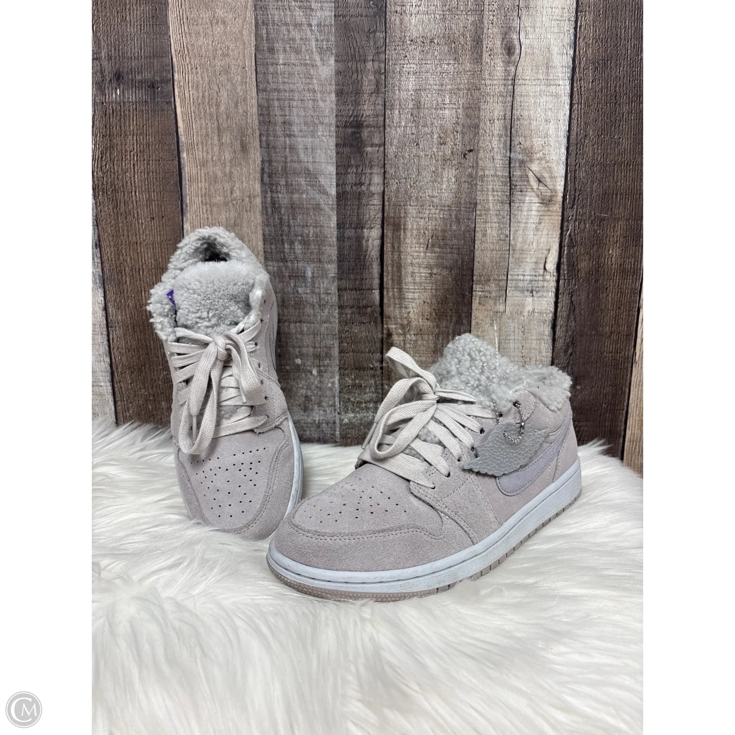 Shoes Athletic By Nike In Grey, Size: 8.5