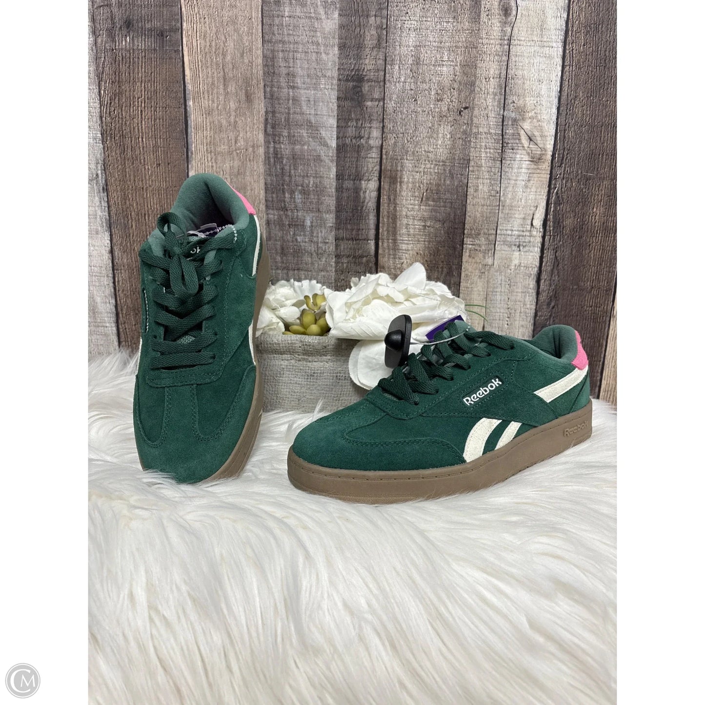 Shoes Athletic By Reebok In Green, Size: 8