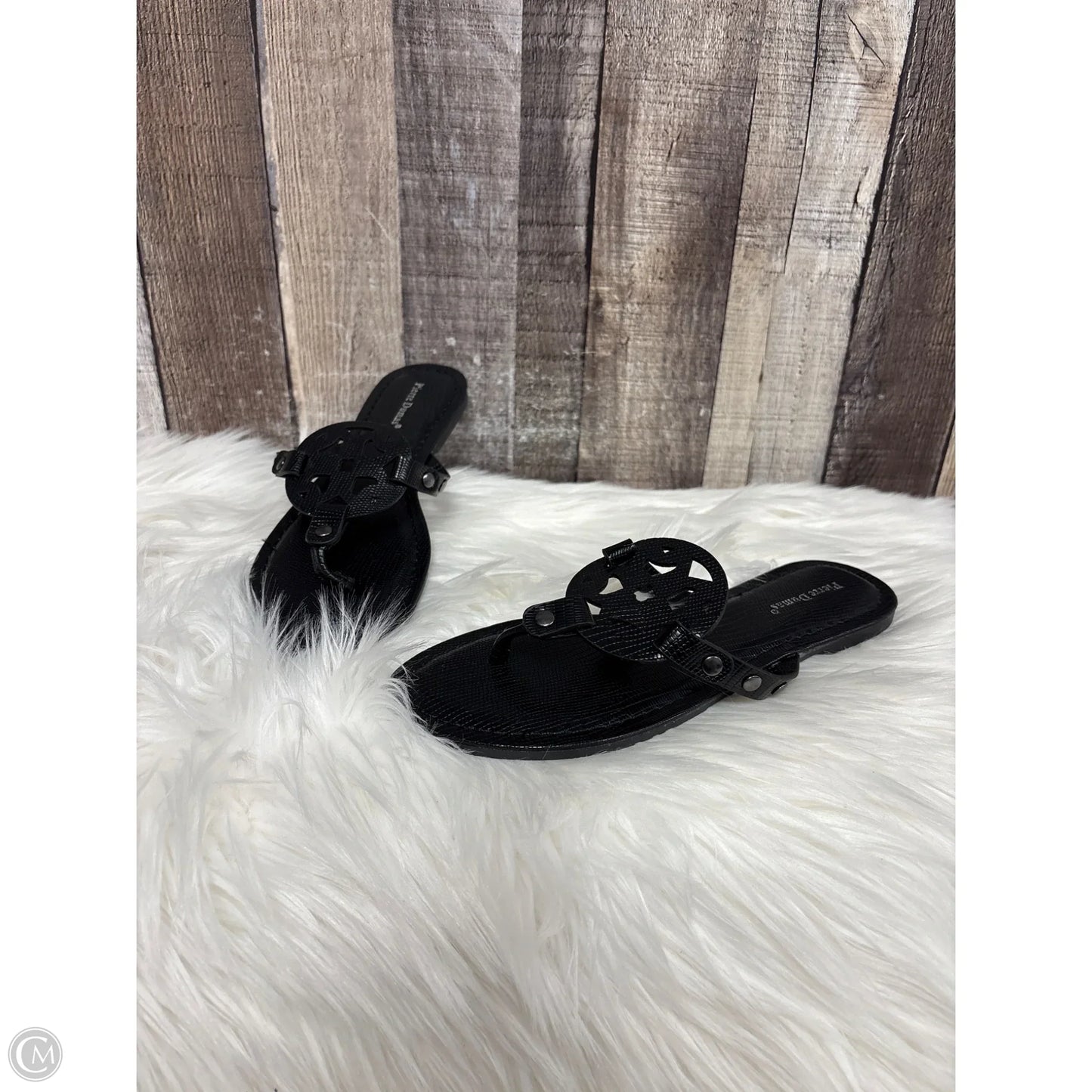 Sandals Flats By Pierre Dumas In Black, Size: 7