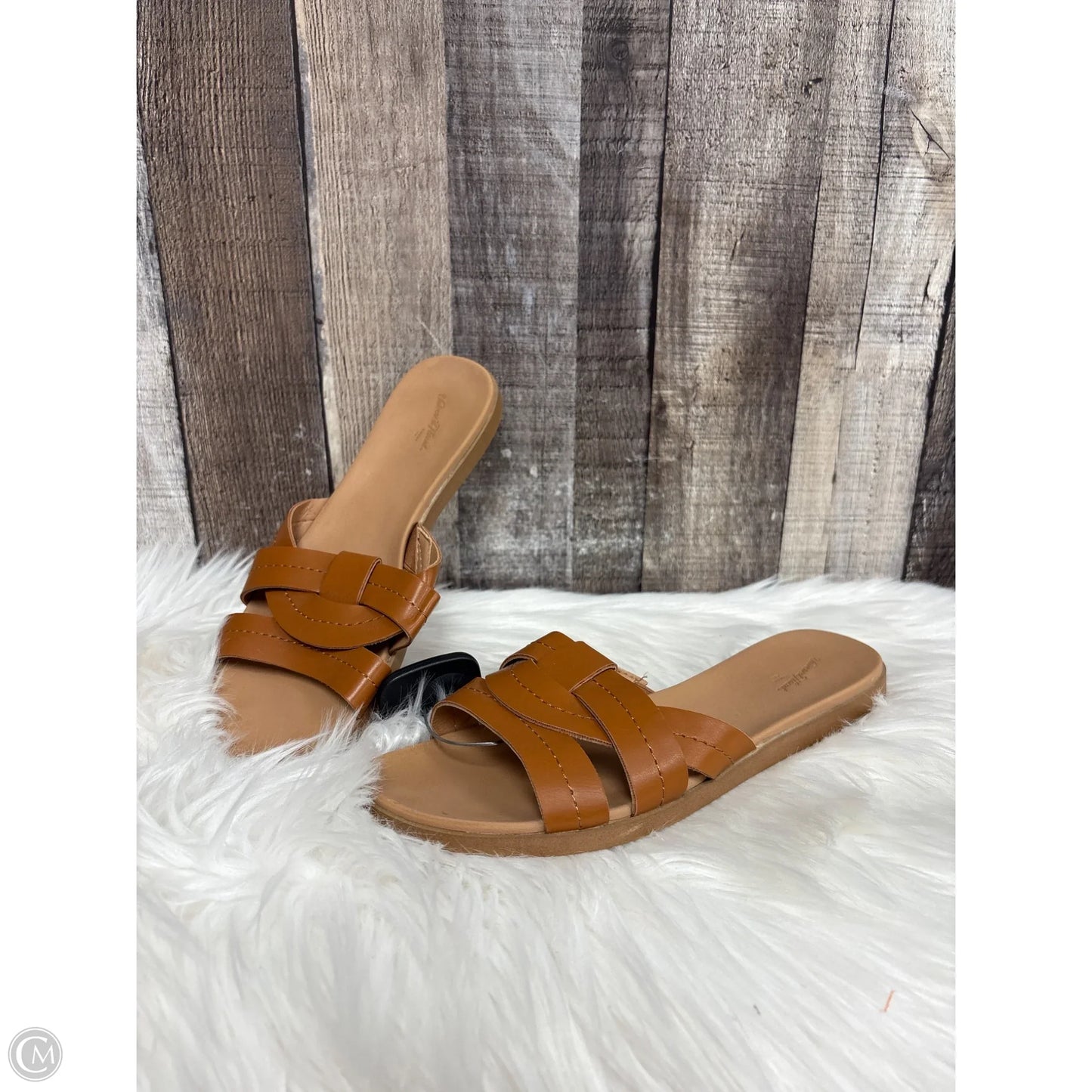 Sandals Flats By Universal Thread In Brown, Size: 7.5