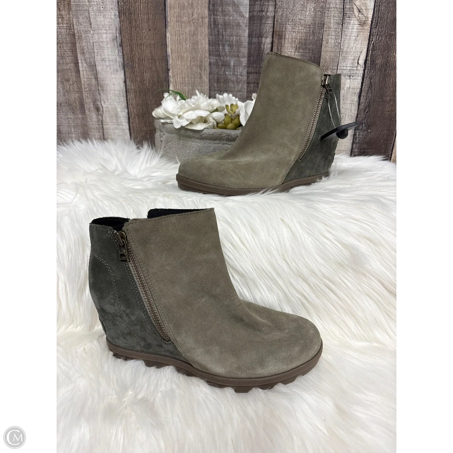 Shoes Heels Wedge By Sorel In Green, Size: 9.5